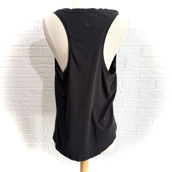 Lululemon Back In Action Tank Black Size 8 - Picture 2 of 3